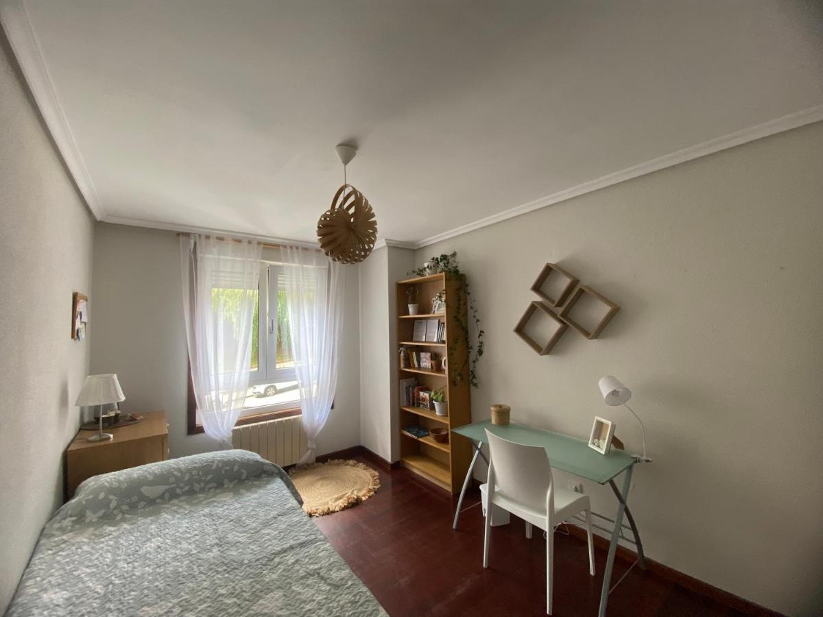 Habitacion Privada Para 2 Personas A 10 Min De La Playa Santender Kültér fotó